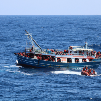 Rescate de el equipo de MSF a bordo del Geo Barents en el mar Mediterráneo