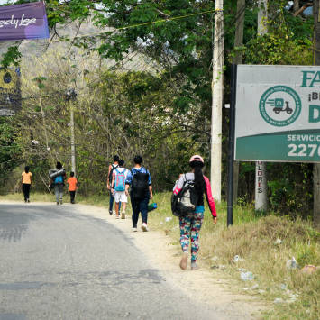 Personas migrantes en Danlí, Honduras