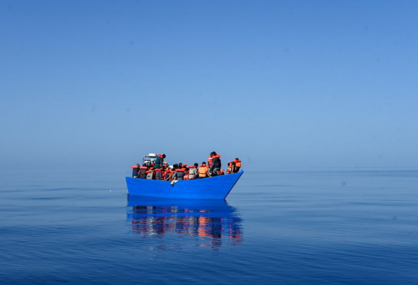 Un rescate realizado por el Geo Barents de MSF el 27 de octubre. Eran 66 personas que viajaban en un bote de Madera. © Candida Lobes/MSF