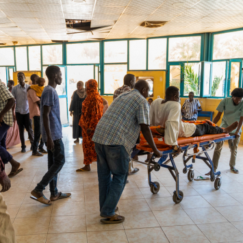 MSF realizó 240 cirugías en una semana a personas afectadas por le conflicto en Jartum, Sudán
