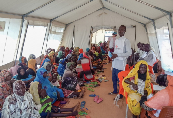 MSF responde a la emergencia por el desplazamiento de personas de Sudán a Chad