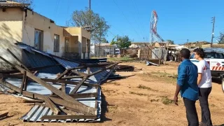 MSF ha identificado que varios centros de salud en Metuge han sufrido daños significativos por el paso del ciclón 'Chido' y necesitan apoyo logístico para rehabilitación.