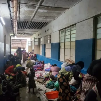 Estas personas desplazadas que huyen de los enfrentamientos entre los beligerantes en el territorio de Masisi, Kivu Norte.