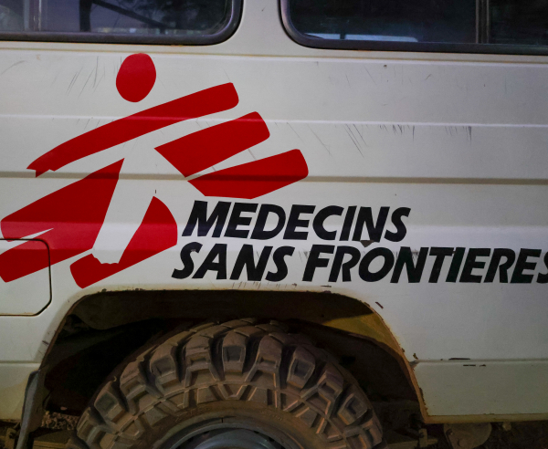 Una camioneta de Médicos Sin Fronteras en Sudán del sur.