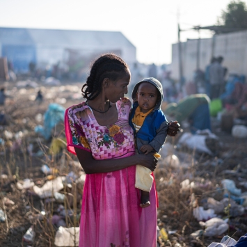 Ethiopian Refugees Crossing: Hamdayet Entry Point