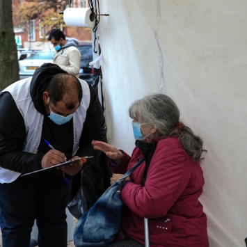 Second wave of Covid-19: MSF's mobile clinic in Paris