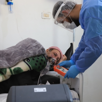 Syria: Patient numbers rise at an MSF-supported COVID-19 treatment centre