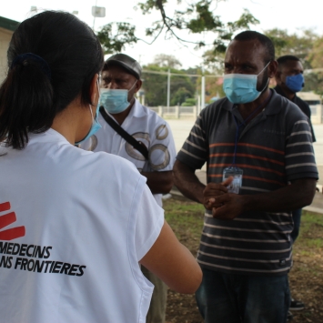 Port Moresby COVID-19 PPE training