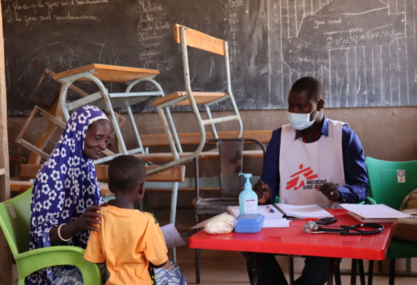 Mobile clinic in villages around Titao