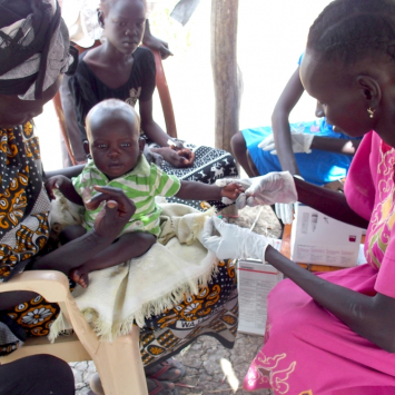 MSF treats spiking malaria in South Sudan with the help of local communities