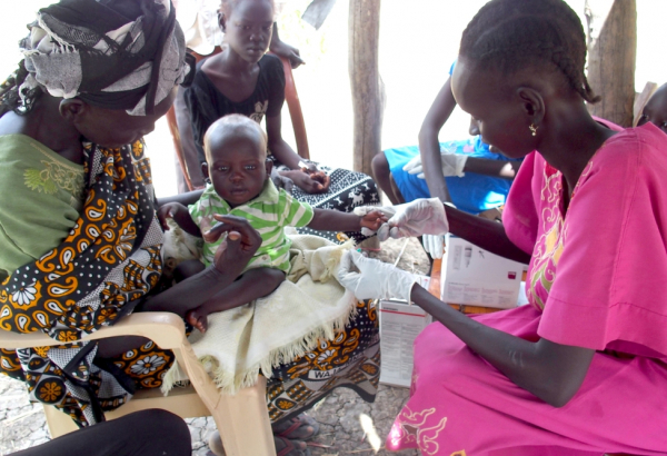 MSF treats spiking malaria in South Sudan with the help of local communities