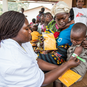 multi-antigenes vaccination campaign in CAR