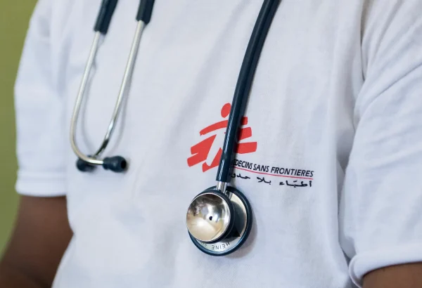 Am Timan, Chad 2015 Moussa Algoni, (enfermero y líder del equipo médico de 2015 en Am Timan de la República Centroafricana)