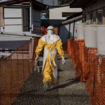 MSF supports the Ebola Transit Center in Bunia