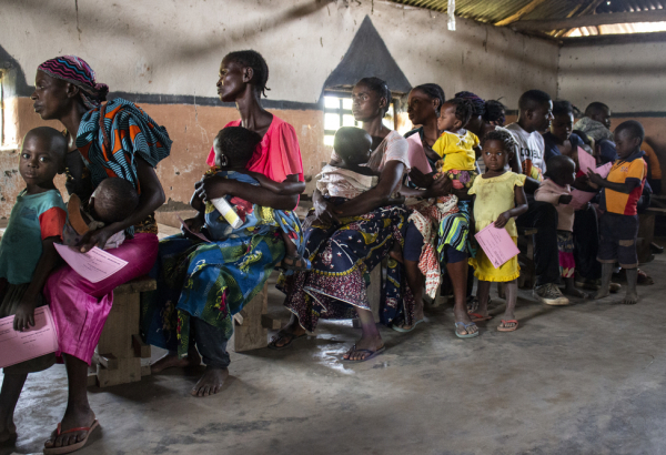 Measles vaccination in Mai-Ndombe Province