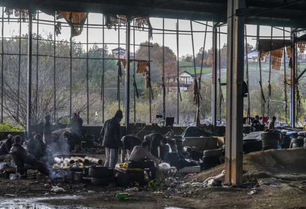 Thousands of migrants trapped ahead of Bosnian winter.