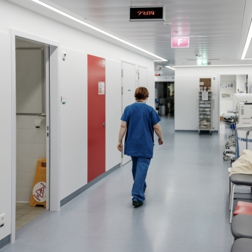 COVID-19 response in Intensive care unit of HUG