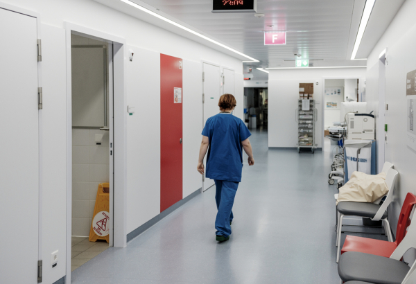 COVID-19 response in Intensive care unit of HUG