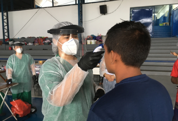 Screening at indegenous shelter in Manaus, Amazon region